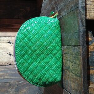 Carol Brodie Quilted Scales Cosmetic Jewelry Pouch